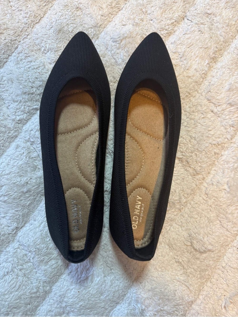 Old Navy Black Pointed Knit Slip-On Flats
